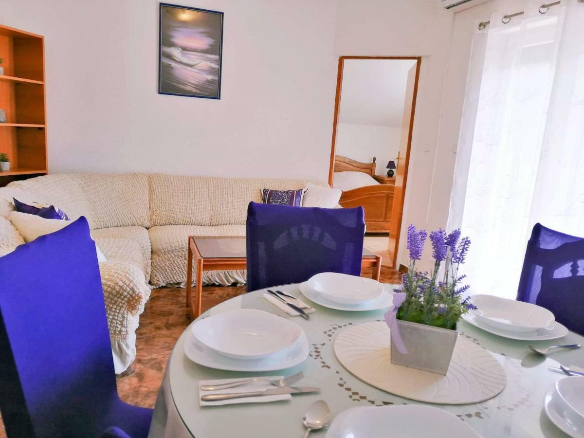 Apartments Nevistic Tribalj  Eksteriør bilde